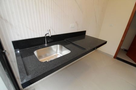 Casa de condomínio para alugar com 280m², 4 quartos e 4 vagasÁrea de Serviço