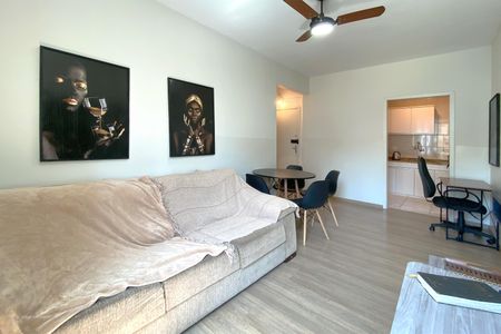 Apartamento à venda com 91m², 2 quartos e 1 vaga Apartamento à venda com 91m², 2 quartos e 1 vagaSala