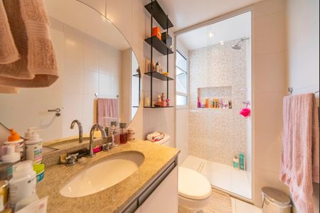 Apartamento à venda com 128m², 4 quartos e 2 vagasBanheiro da Suíte 3