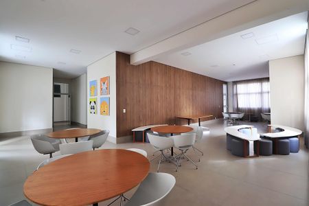 Apartamento à venda com 128m², 4 quartos e 2 vagasÁrea comum - Salão de festas