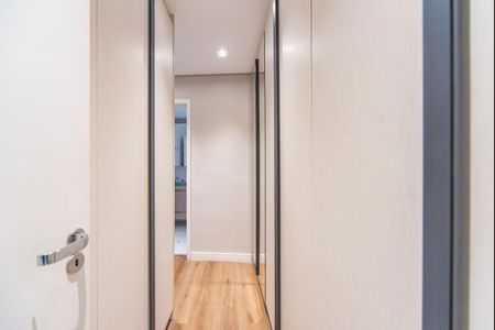 Apartamento à venda com 128m², 4 quartos e 2 vagasSuíte 1