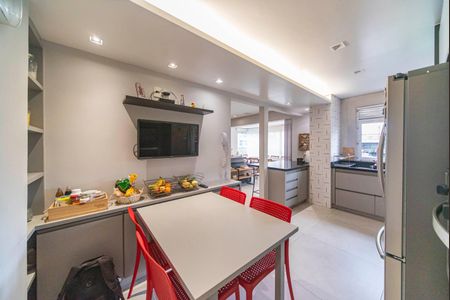 Apartamento à venda com 128m², 4 quartos e 2 vagasCozinha