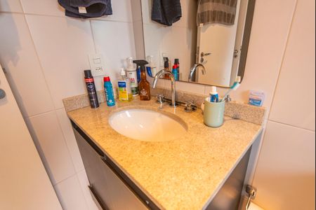 Apartamento à venda com 128m², 4 quartos e 2 vagasBanheiro da Suíte 2