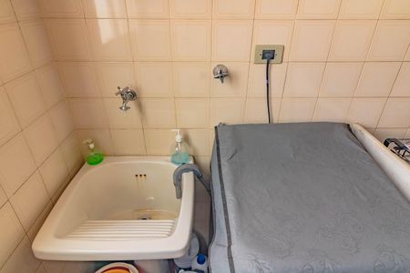 Apartamento à venda com 52m², 2 quartos e 1 vaga Apartamento à venda com 52m², 2 quartos e 1 vagaÁrea de Serviço