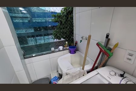 Apartamento para alugar com 80m², 3 quartos e 1 vagaÁrea de Serviço