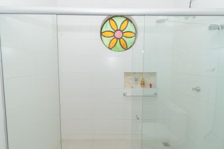 Casa para alugar com 250m², 3 quartos e 5 vagasBanheiro 2