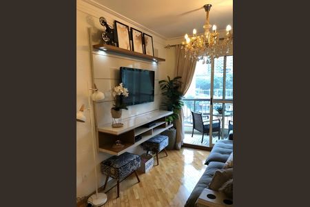 Apartamento para alugar com 71m², 3 quartos e 1 vagaSala