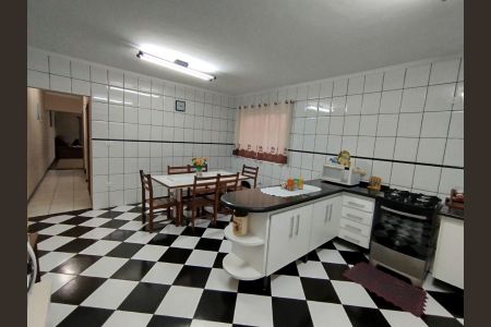 Casa à venda com 190m², 4 quartos e 2 vagasCozinha
