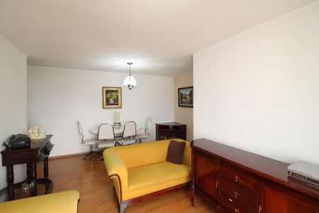 Sala de apartamento à venda com 3 quartos, 88m² em Chora Menino, São Paulo