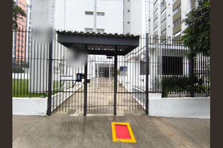 Studio à venda com 37m², 1 quarto e 1 vaga Studio à venda com 37m², 1 quarto e 1 vagaFachada