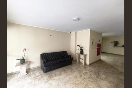 Studio à venda com 37m², 1 quarto e 1 vaga Studio à venda com 37m², 1 quarto e 1 vagaHall