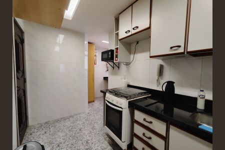 Apartamento para alugar com 110m², 3 quartos e 3 vagasCozinha