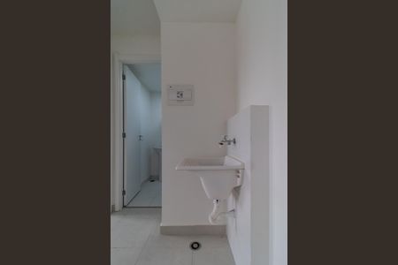 Apartamento para alugar com 34m², 2 quartos e sem vaga Apartamento para alugar com 34m², 2 quartos e sem vagaÁrea de Serviço