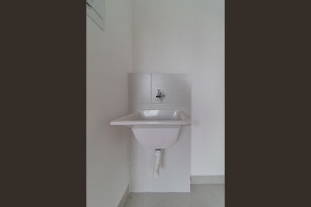 Apartamento para alugar com 34m², 2 quartos e sem vaga Apartamento para alugar com 34m², 2 quartos e sem vagaÁrea de Serviço