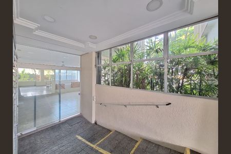 Apartamento à venda com 110m², 4 quartos e 1 vaga Apartamento à venda com 110m², 4 quartos e 1 vagaÁrea comum