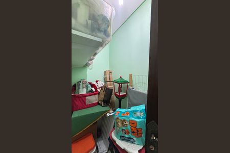 Casa à venda com 263m², 3 quartos e 8 vagasDespensa