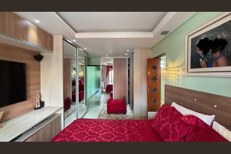 Casa à venda com 263m², 3 quartos e 8 vagasSuite 1