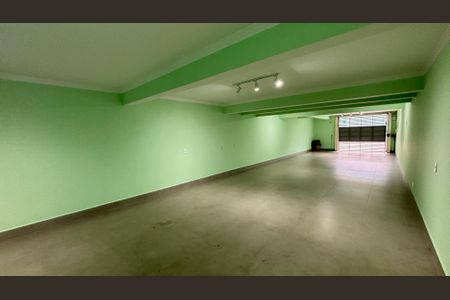 Casa à venda com 263m², 3 quartos e 8 vagasGaragem