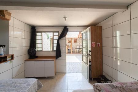 Casa à venda com 220m², 3 quartos e 3 vagas Casa à venda com 220m², 3 quartos e 3 vagasQuarto de Serviço