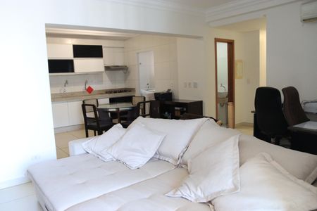 Apartamento para alugar com 120m², 3 quartos e 2 vagasSala