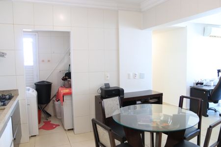 Apartamento para alugar com 120m², 3 quartos e 2 vagasCozinha