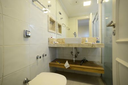 Apartamento para alugar com 188m², 4 quartos e 3 vagasBanheiro da Suíte