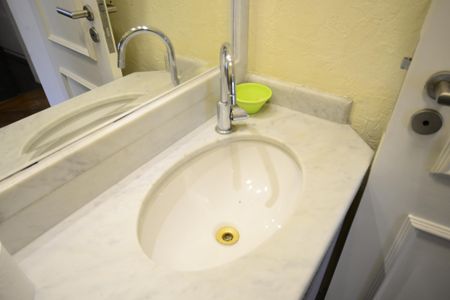 Apartamento para alugar com 188m², 4 quartos e 3 vagasLavabo