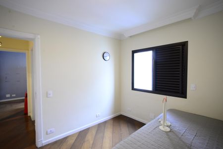 Apartamento para alugar com 188m², 4 quartos e 3 vagasQuarto 2