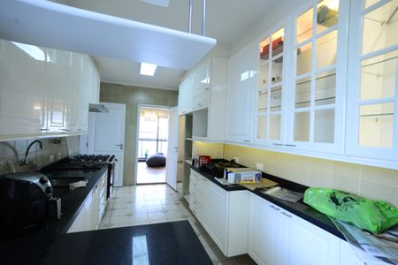 Apartamento para alugar com 188m², 4 quartos e 3 vagasCozinha