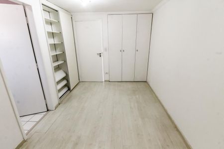 Casa de condomínio para alugar com 175m², 3 quartos e 2 vagasSuíte 3