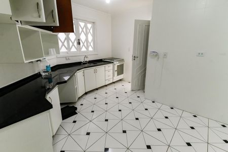 Casa de condomínio para alugar com 175m², 3 quartos e 2 vagasCozinha