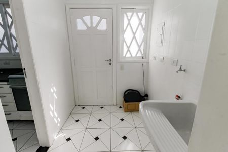 Casa de condomínio para alugar com 175m², 3 quartos e 2 vagasÁrea de Serviço