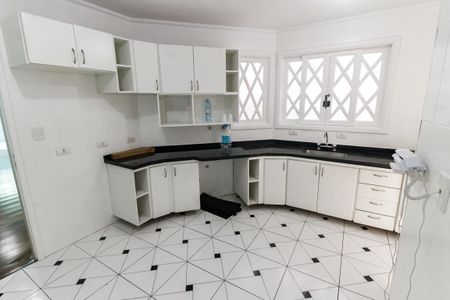 Casa de condomínio para alugar com 175m², 3 quartos e 2 vagasCozinha