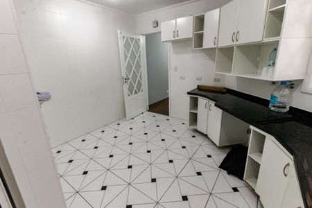 Casa de condomínio para alugar com 175m², 3 quartos e 2 vagasCozinha