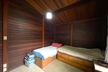 Casa de condomínio à venda com 200m², 3 quartos e 4 vagas Casa de condomínio à venda com 200m², 3 quartos e 4 vagasQuarto 2