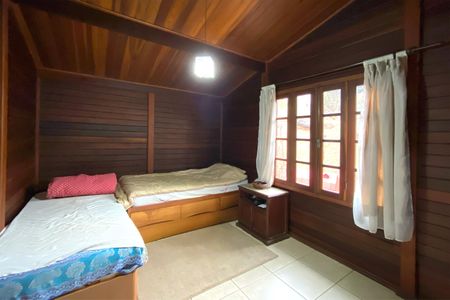 Casa de condomínio à venda com 200m², 3 quartos e 4 vagas Casa de condomínio à venda com 200m², 3 quartos e 4 vagasQuarto 2