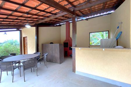 Casa de condomínio à venda com 200m², 3 quartos e 4 vagas Casa de condomínio à venda com 200m², 3 quartos e 4 vagasEspaço Gourmet