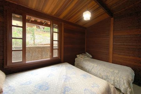 Casa de condomínio à venda com 200m², 3 quartos e 4 vagas Casa de condomínio à venda com 200m², 3 quartos e 4 vagasSuite 1