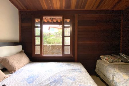 Casa de condomínio à venda com 200m², 3 quartos e 4 vagas Casa de condomínio à venda com 200m², 3 quartos e 4 vagasSuite 1