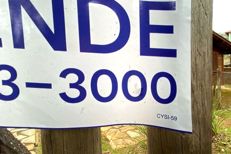 Casa de condomínio à venda com 200m², 3 quartos e 4 vagas Casa de condomínio à venda com 200m², 3 quartos e 4 vagasPlaca