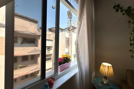 Sala de apartamento à venda com 2 quartos, 70m² em Copacabana, Rio de Janeiro