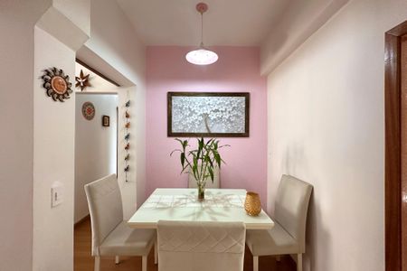 Apartamento à venda com 70m², 2 quartos e sem vagaSala