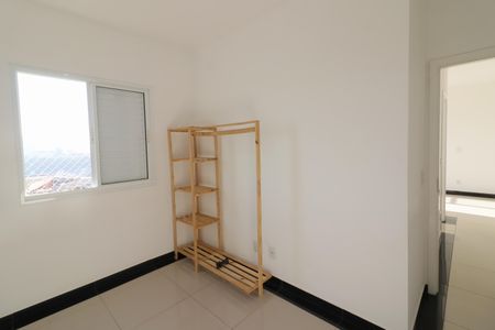 Quarto 1 de apartamento para alugar com 2 quartos, 51m² em Umuarama, Osasco
