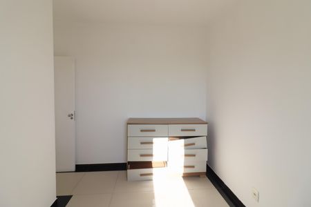 Quarto 1 de apartamento para alugar com 2 quartos, 51m² em Umuarama, Osasco