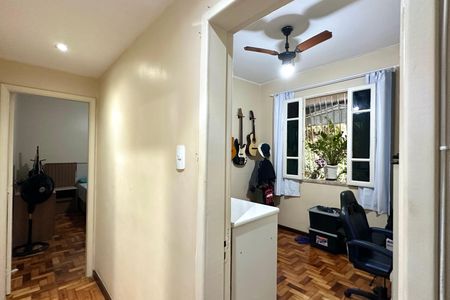 Apartamento à venda com 110m², 3 quartos e sem vagaCorredor