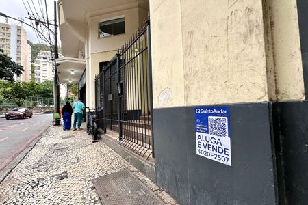 Apartamento à venda com 110m², 3 quartos e sem vagaPlaquinha