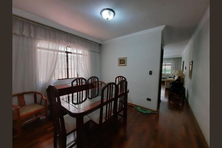 Casa à venda com 226m², 3 quartos e 2 vagas Casa à venda com 226m², 3 quartos e 2 vagasSala Jantar