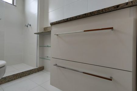 Apartamento à venda com 64m², 2 quartos e 1 vagaBanheiro Social