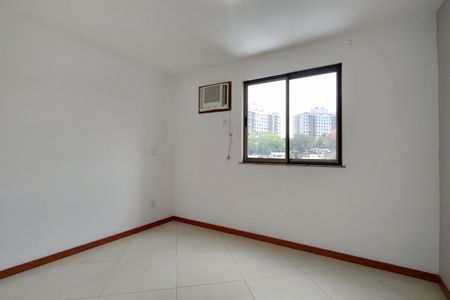 Apartamento à venda com 64m², 2 quartos e 1 vagaQuarto 2