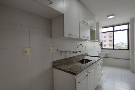 Apartamento à venda com 64m², 2 quartos e 1 vagaCozinha